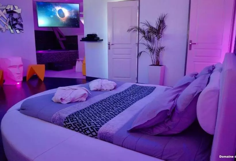 Aamiaismajoitus (B&B) Domaine De La Besnerie Gites Avec Spa Privatif à 10 Min Du Mont St Michel