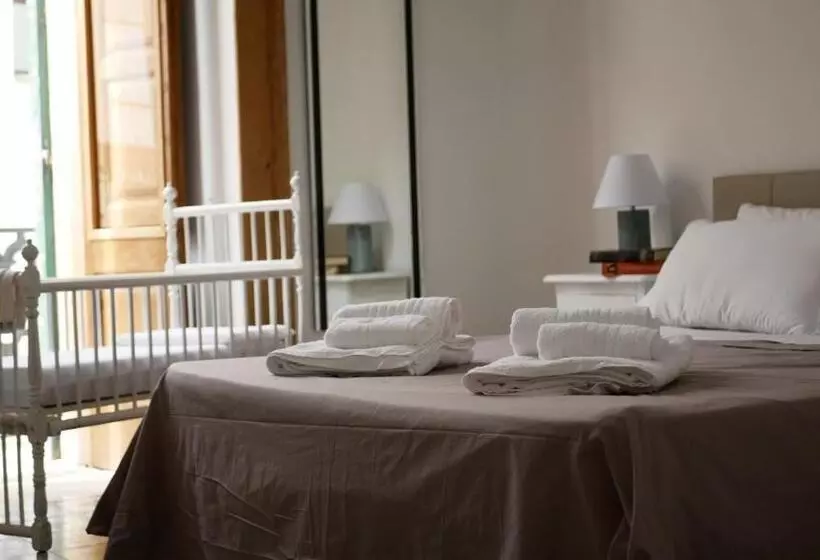 Aamiaismajoitus (B&B) Palazzo Donna Chicchi