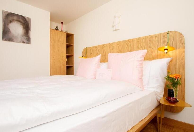 تختخواب و صبحانه Villa Maria