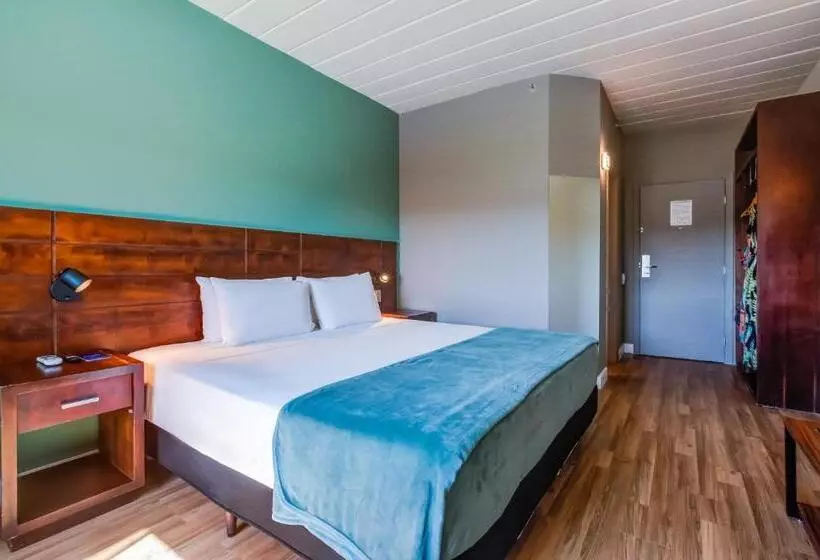 Cyan Resort By Atlantica