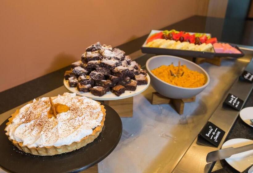 Cyan Resort By Atlantica