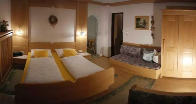 Hotelli Gästehaus Gapp