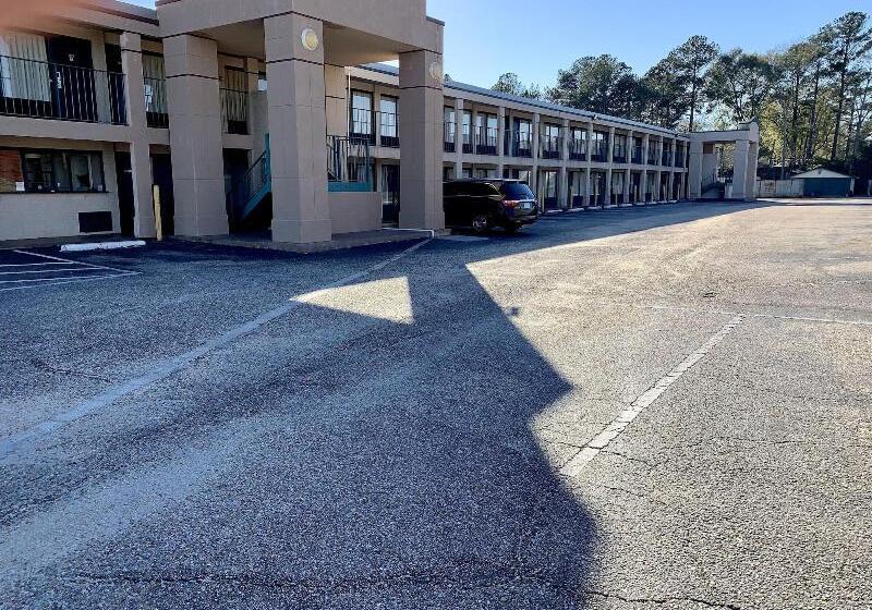 모텔 Baymont By Wyndham Dothan