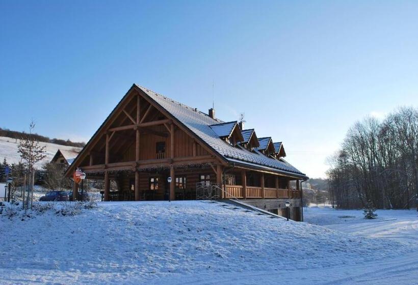 펜션 Baloncentrum Břestek