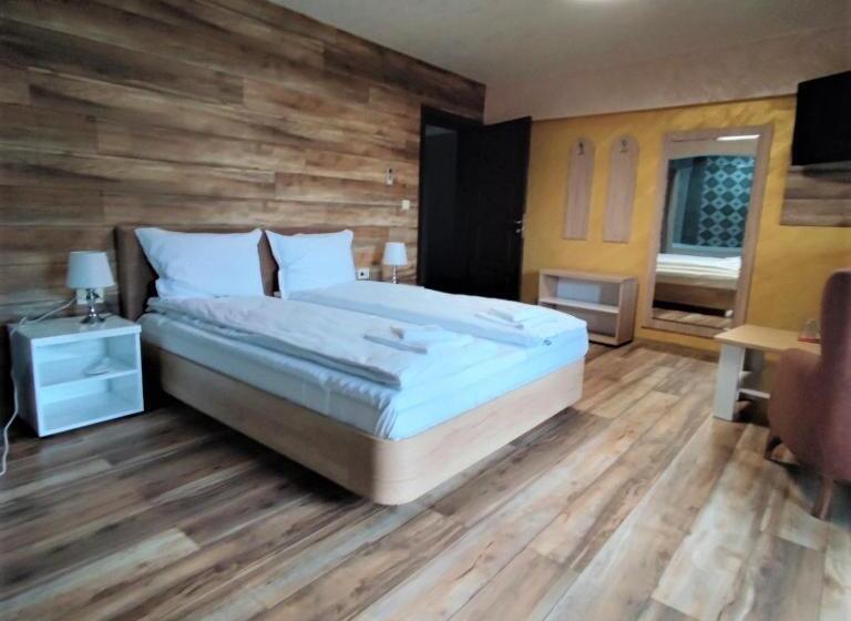 بنسيون Leshtenski Rai Guest House