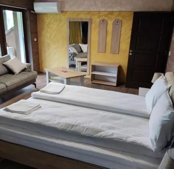 Majatalo Leshtenski Rai Guest House