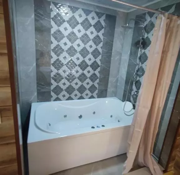 Majatalo Leshtenski Rai Guest House