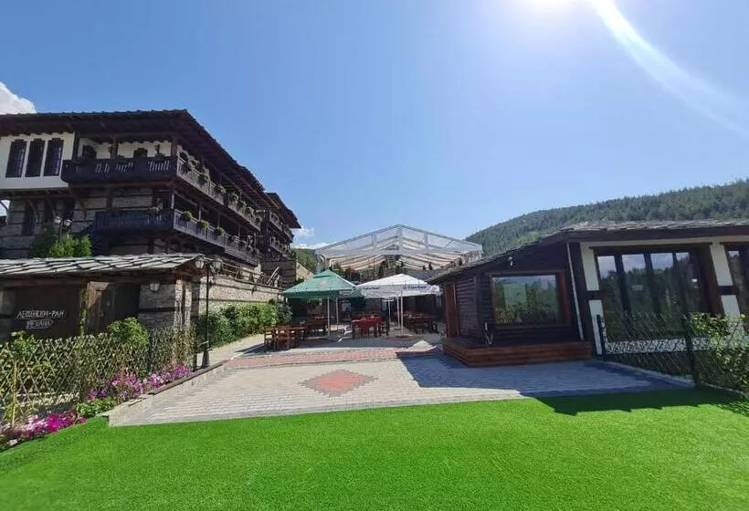 Majatalo Leshtenski Rai Guest House