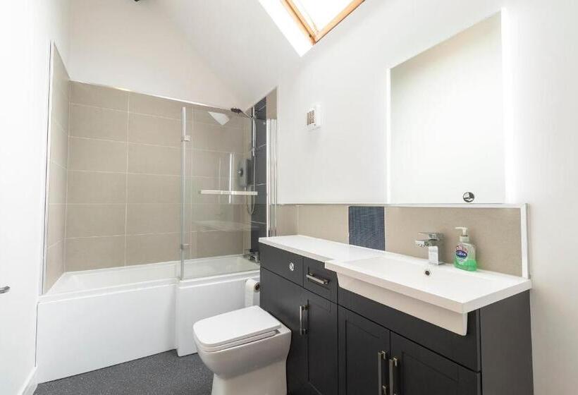 The Olde Coach House