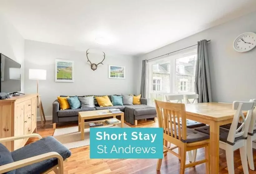 14 Southfield   3 Bed/2 Bath   Parking