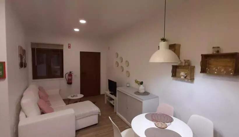 Casa Bárbara   No Centro Histórico De Aljezur