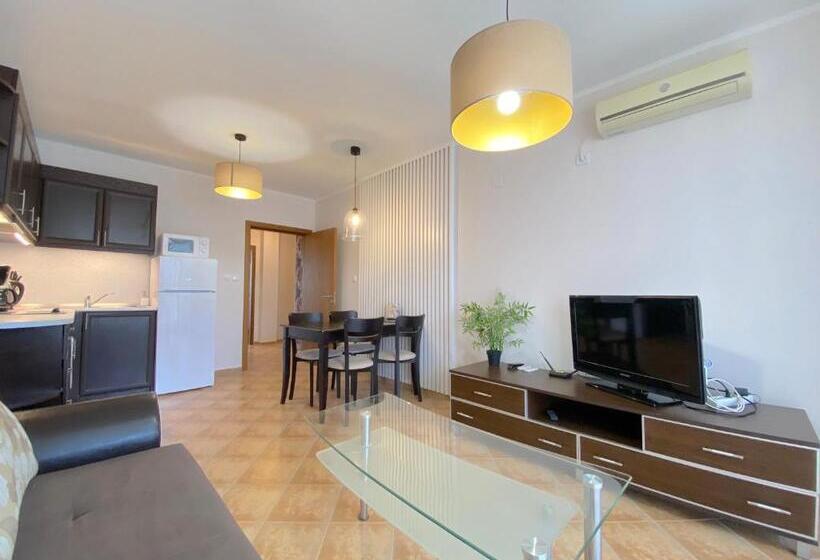 Cascadas Family Resort   Private Apartment   Bsr