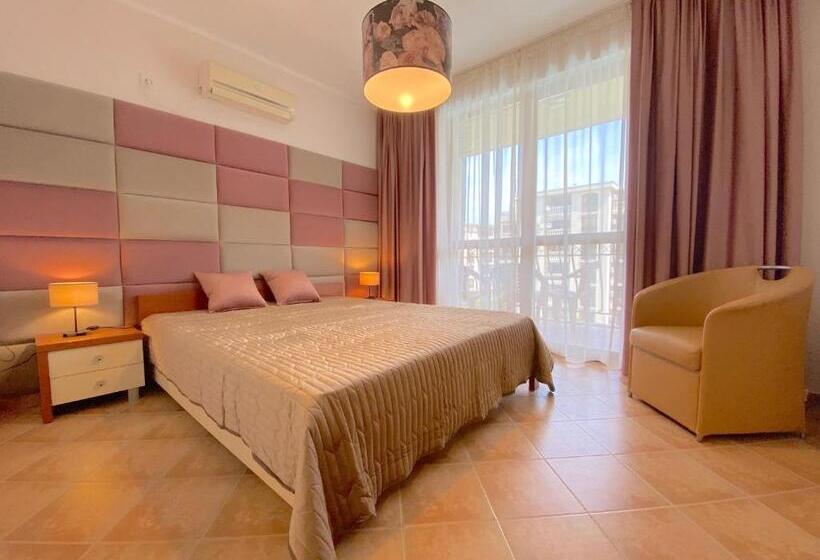 Cascadas Family Resort   Private Apartment   Bsr