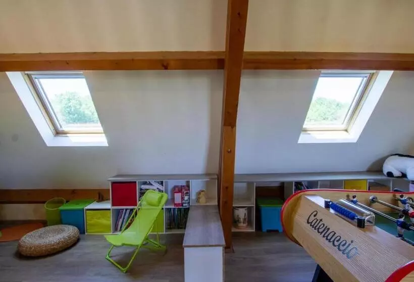 Maison Spacieuse Avec Piscine Chauffée, Grand Jardin Et équipements Bébé En Dordogne   Fr 1 616 267