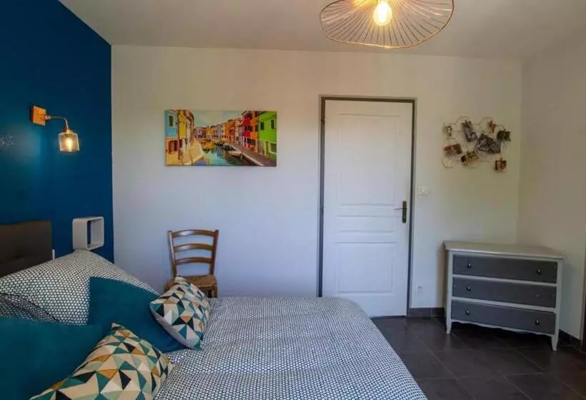 Maison Spacieuse Avec Piscine Chauffée, Grand Jardin Et équipements Bébé En Dordogne   Fr 1 616 267