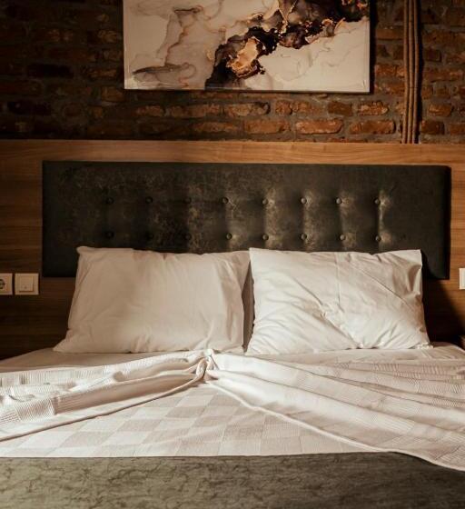 هتل Hasuni̇ Taş