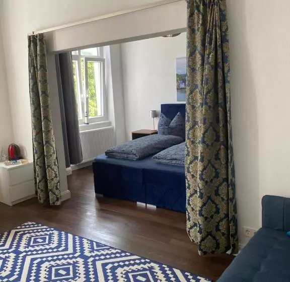 Hotelli Pension Zur Fähre