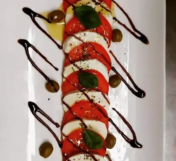 Hotelli Pension Zur Fähre