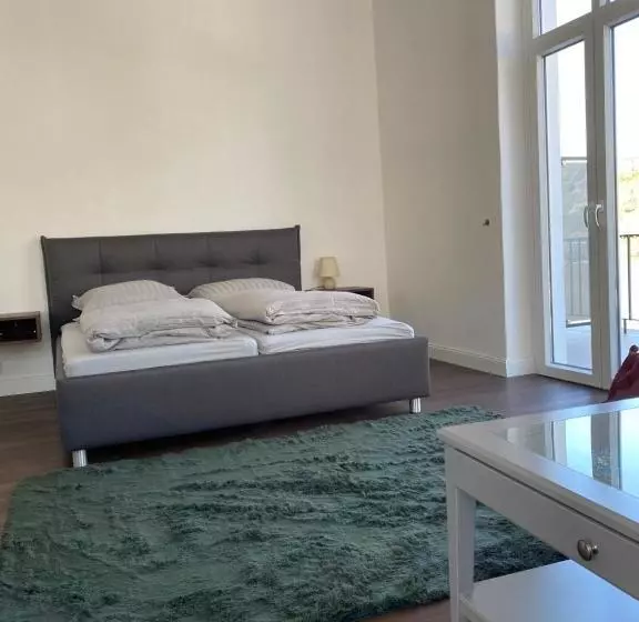 Hotelli Pension Zur Fähre