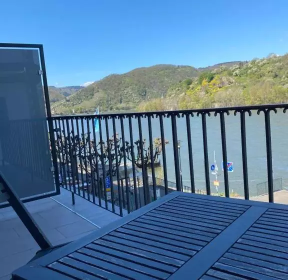 Hotelli Pension Zur Fähre