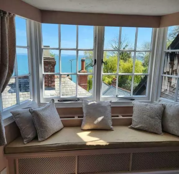 Hotelli The New Inn Clovelly