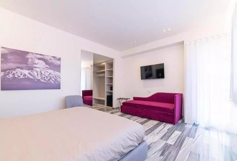 ペンション Fronte Etna