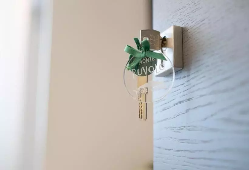 ペンション Fronte Etna