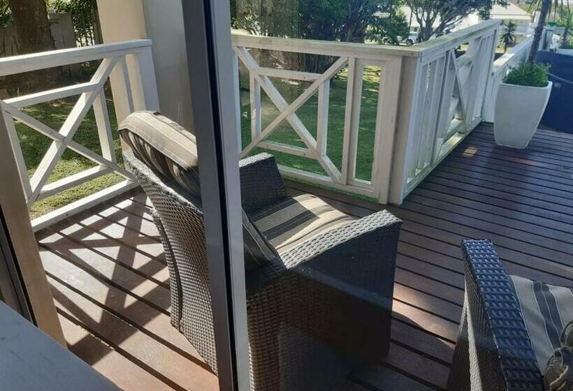 بنسيون The View