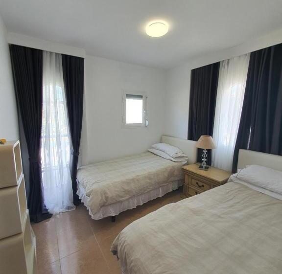 Aldea Beach, Manilva