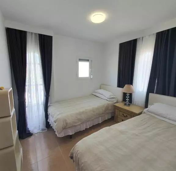 Aldea Beach, Manilva