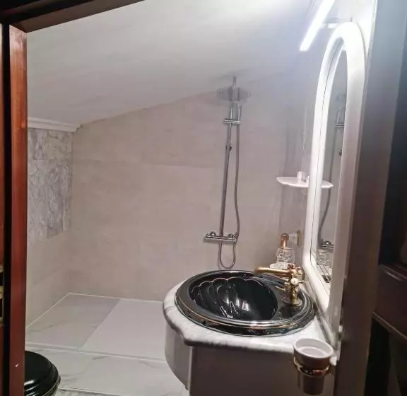 Casa Goris