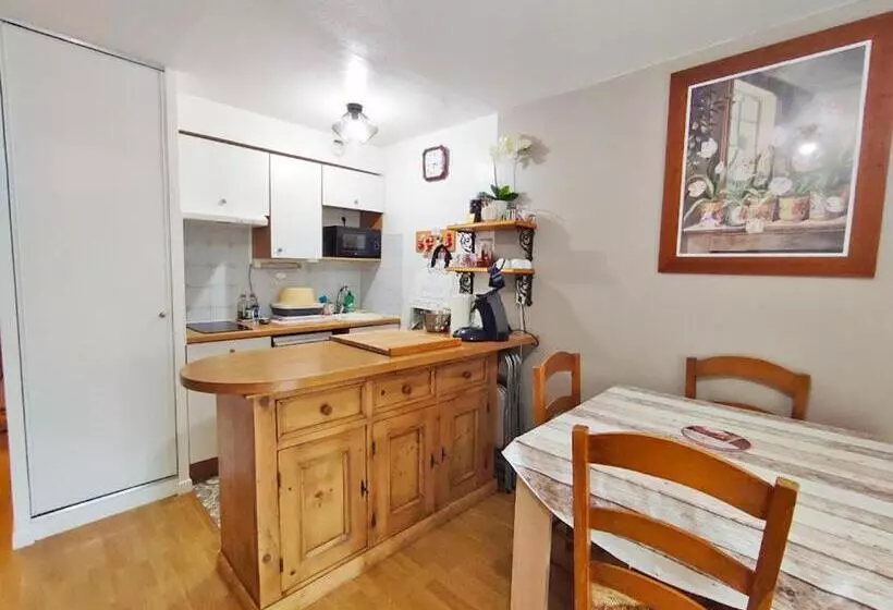 Chez Jacques Et Christine, Charmant T2 Bis, Parking Gratuit, Proche Thermes, Wifi, 4 Personnes