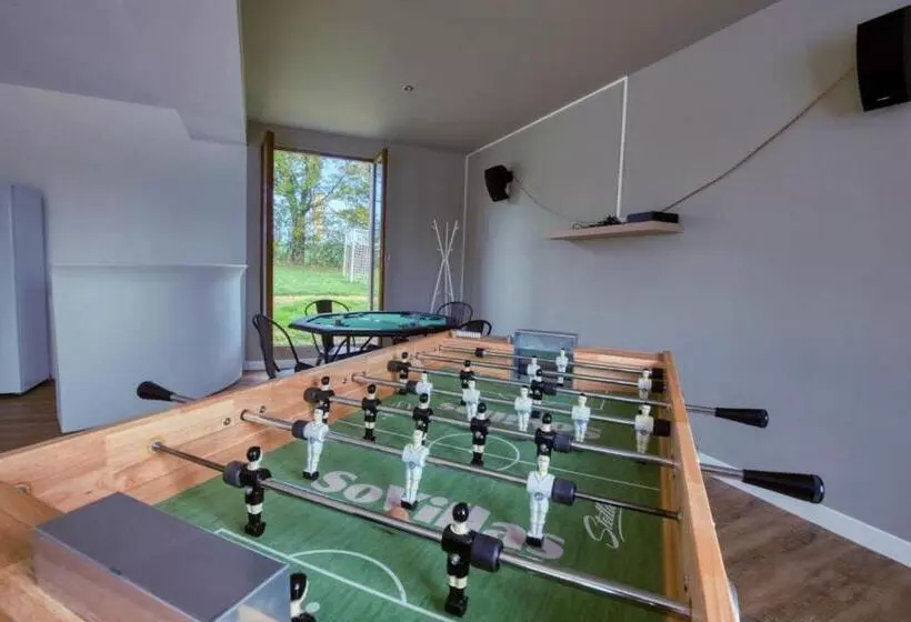 Crazy Villa Le Tertre 28   Heated Pool   Basket   2h Paris   44p