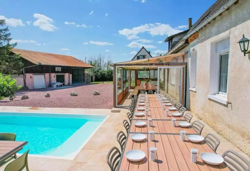 Crazy Villa Le Tertre 28   Heated Pool   Basket   2h Paris   44p