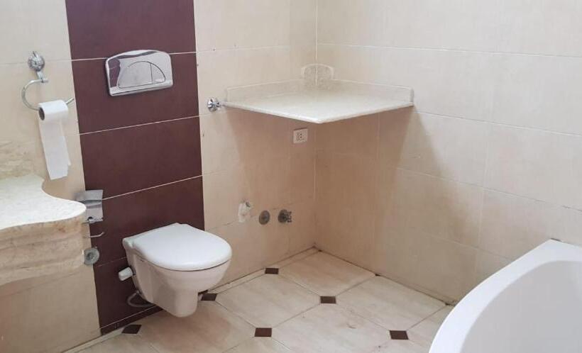 پانسیون Peace & Freedom Guesthouse & Restaurant