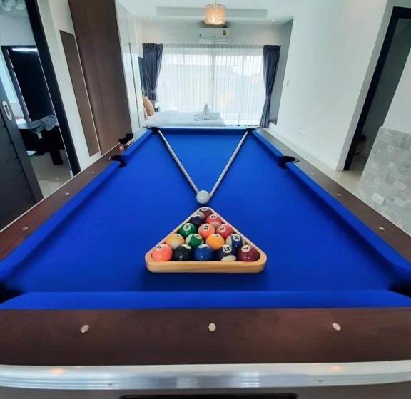 บ้านนุจรินทร์ พูลวิลล่า หัวหิน สไลเดอร์ โต๊ะพูล