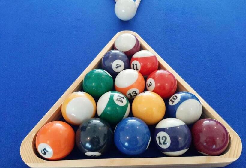 บ้านนุจรินทร์ พูลวิลล่า หัวหิน สไลเดอร์ โต๊ะพูล