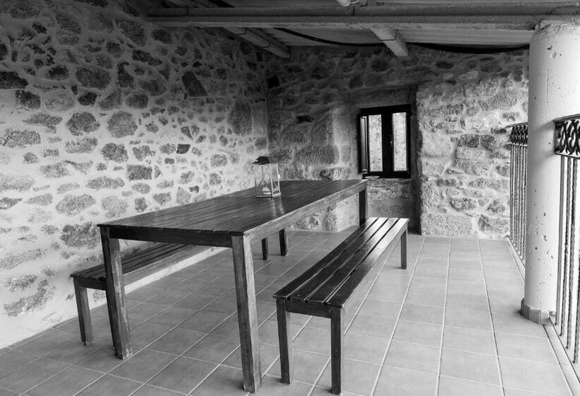 A Bruxiña De Toldaos