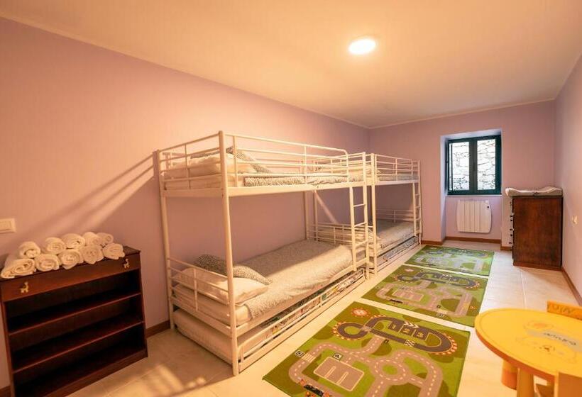 A Bruxiña De Toldaos