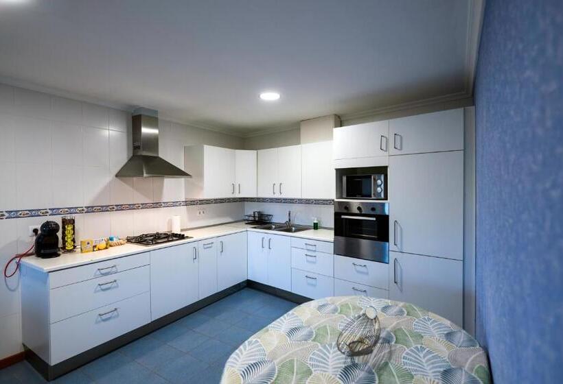 A Bruxiña De Toldaos