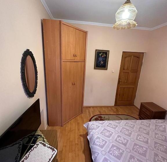 ベッドアンドブレックファースト роксолана