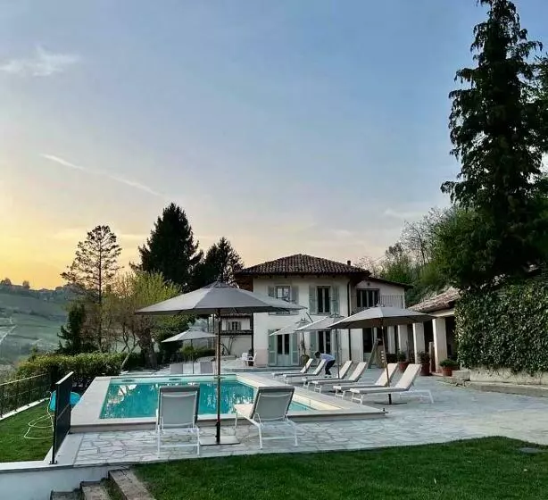 Aamiaismajoitus (B&B) Villa Giara