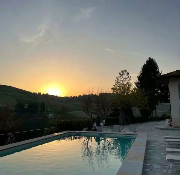 Aamiaismajoitus (B&B) Villa Giara