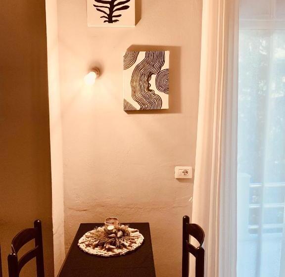 Family Tree   Quiet Area  Self Check In