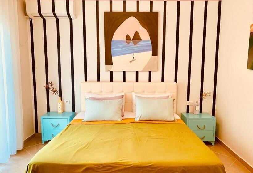 Family Tree   Quiet Area  Self Check In