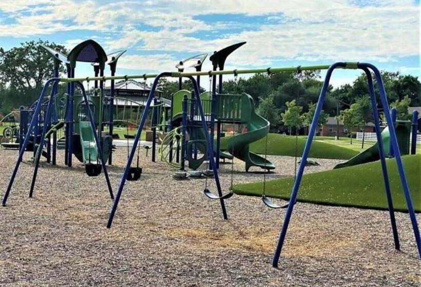 Mayfield @ Oyster Creek Tranquil Creek & Nature!