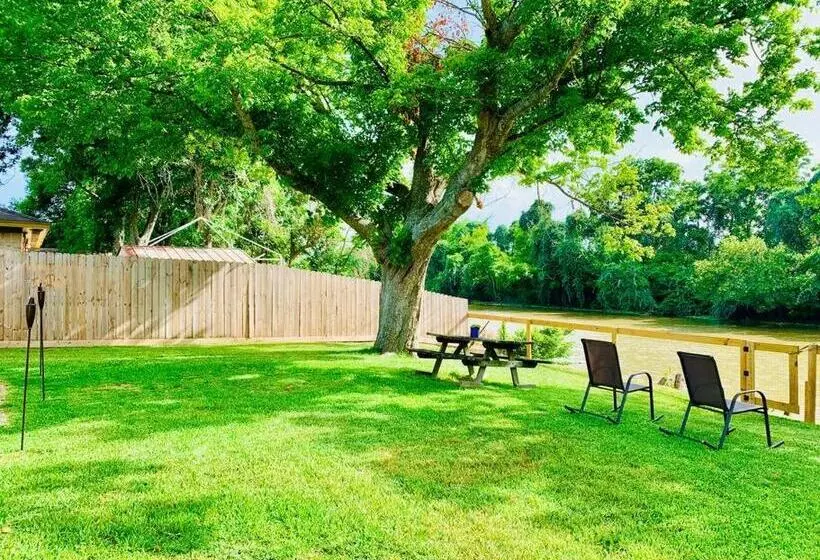 Mayfield @ Oyster Creek   Tranquil Creek & Nature!