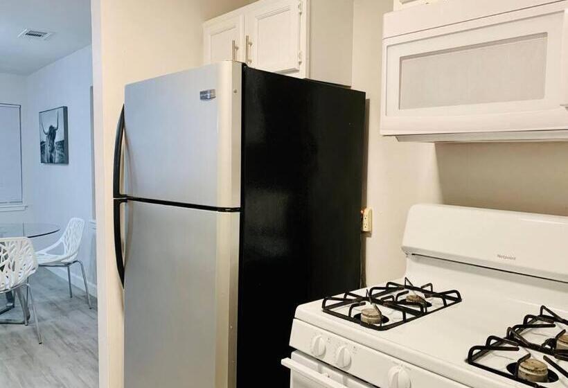 Mayfield @ Oyster Creek Tranquil Creek & Nature!