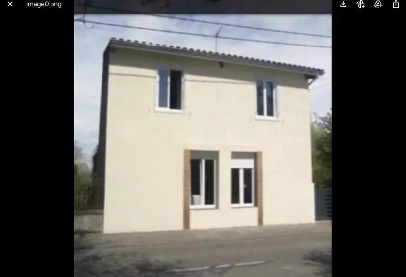 No 5 Plaisance Studio