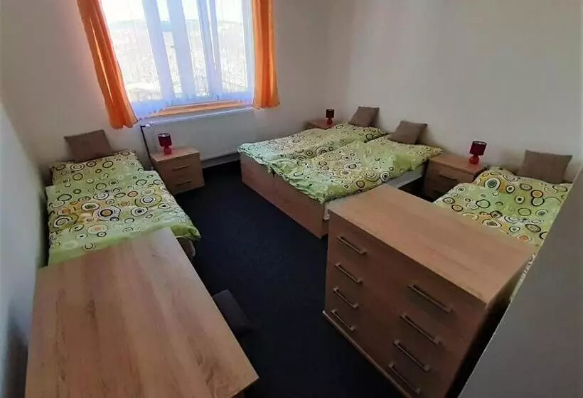 Majatalo Ubytování U Janičky